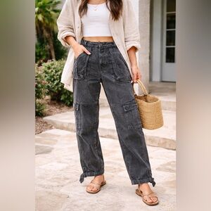 We The Free Dream Maker Relaxed Cargo Mid-Rise Jeans